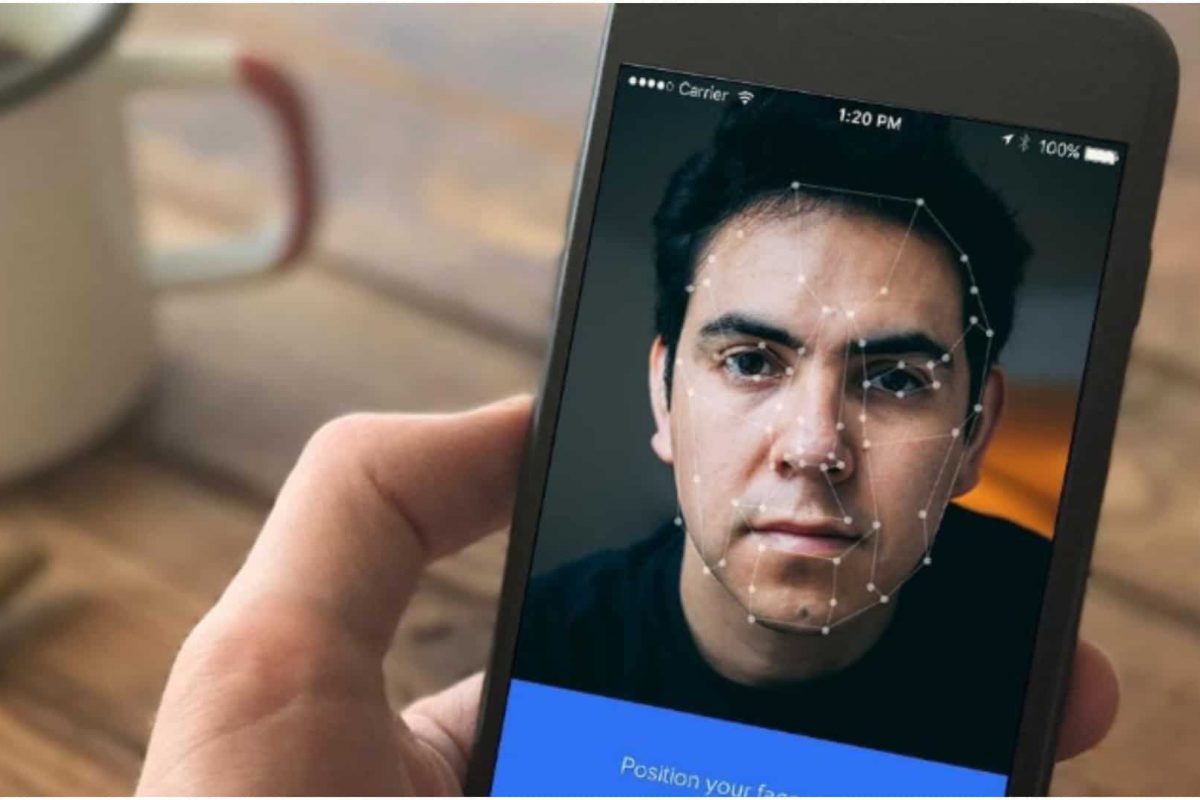 YEO: Una app paga con reconocimiento facial para proteger tus datos ... y ¡desplazar a WhatsApp!
