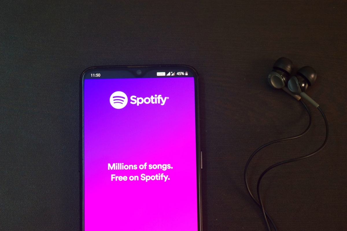 Una falla de Spotify provocó malestar entre muchos usuarios. El problema, que duró aproximadamente una hora, ya fue solucionado. Sin embargo, la compañía de servicio de transmisión no especificó el tipo de falla.